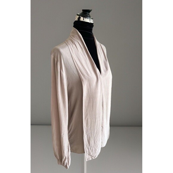 Gold Hawk Silk Blouse Button Front Taupe Size Small - Picture 2 of 10